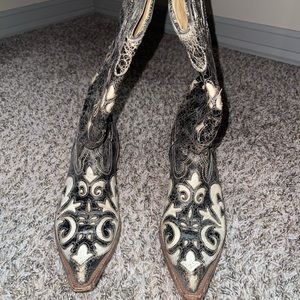 Women’s Corral Western Boots!